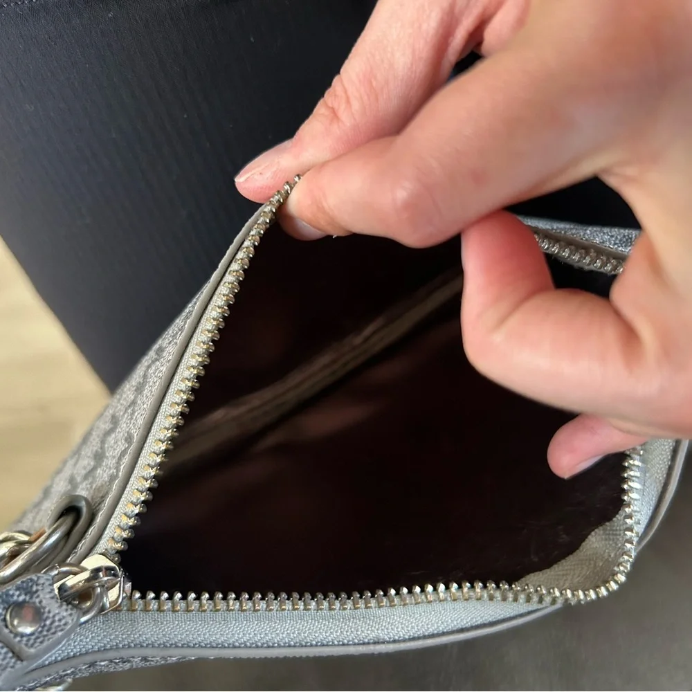 Michael Kors Gray Crossbody Bag with Chain Strap - Picture 3 of 3